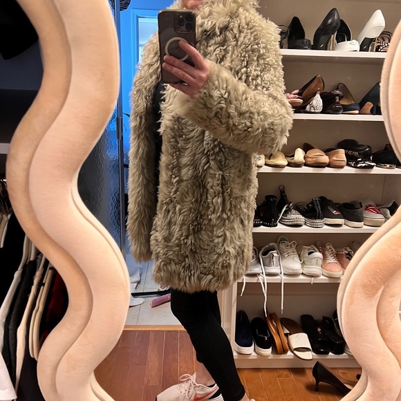 NWT! Saint Laurent sheepskin fur coat • beige • women’s size 38 - Picture 12 of 13